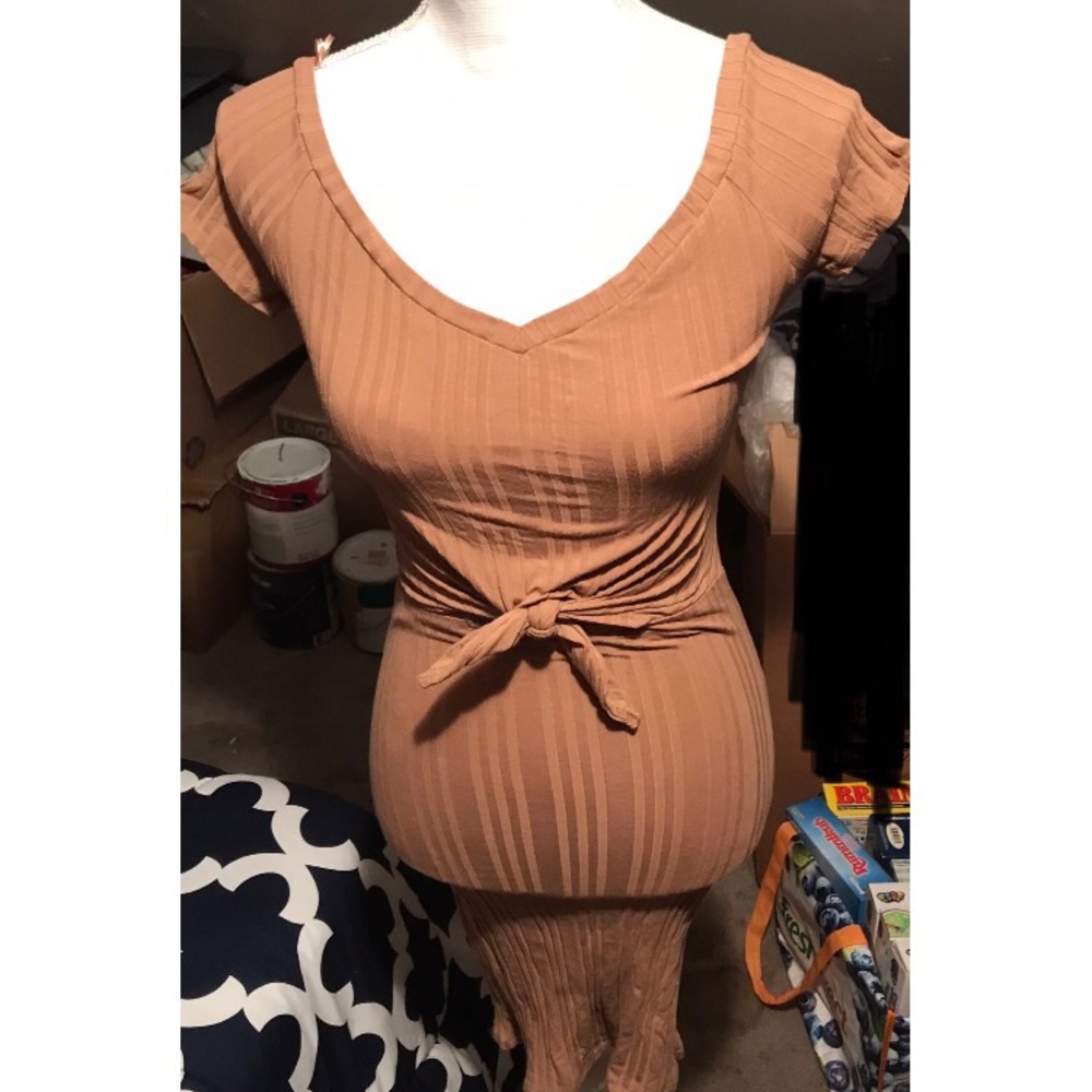 Comfy tan mid dress